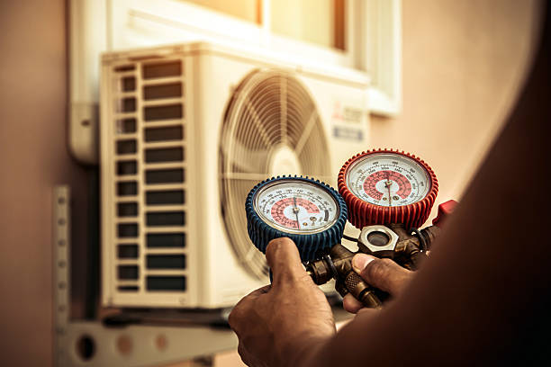 Professional Ac Installation technician working in Burna, KY